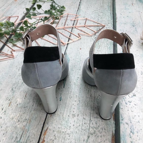 Miu Miu 38.5 Mary Jane pump heels silver grey leather suede buckle luxury Italy - Picture 5 of 9